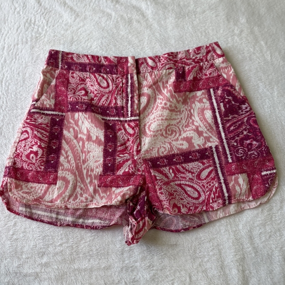 Zara Paisley Pink Shorts Large - Picture 1 of 4